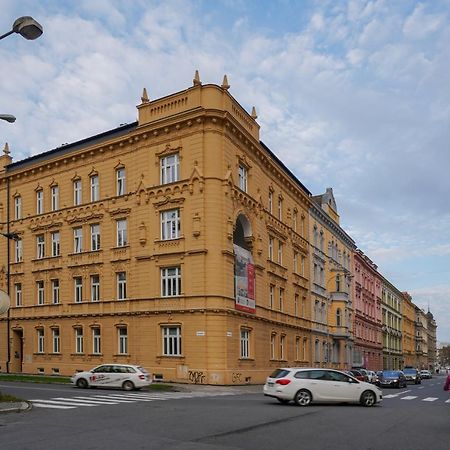 Lucy'S Apartments Olomouc Exteriör bild